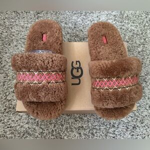 UGG® Women's Cozetta Braid Slip-On Sandals, size 9